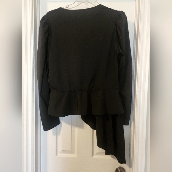 Missguided Asymmetrical Peplum Top | Long Sleeve - Picture 4 of 6